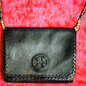 Tory Burch Black Leather Crossbody Bag Leather Woven Chain. Like New